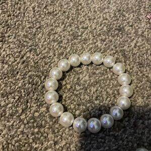 Perl bracelet